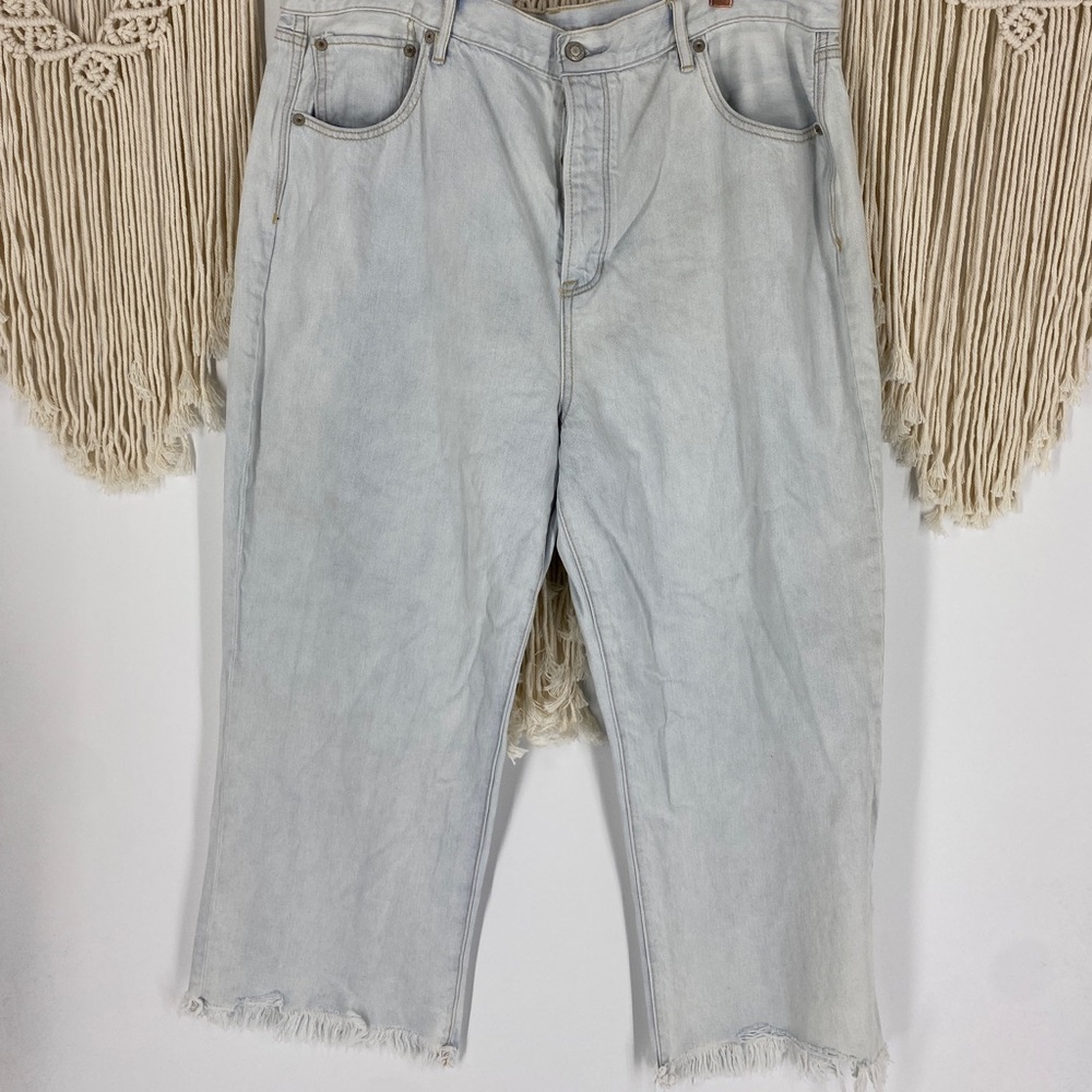 American Eagle Light Wide Leg Cropped Cotton Denim Jeans Size 20